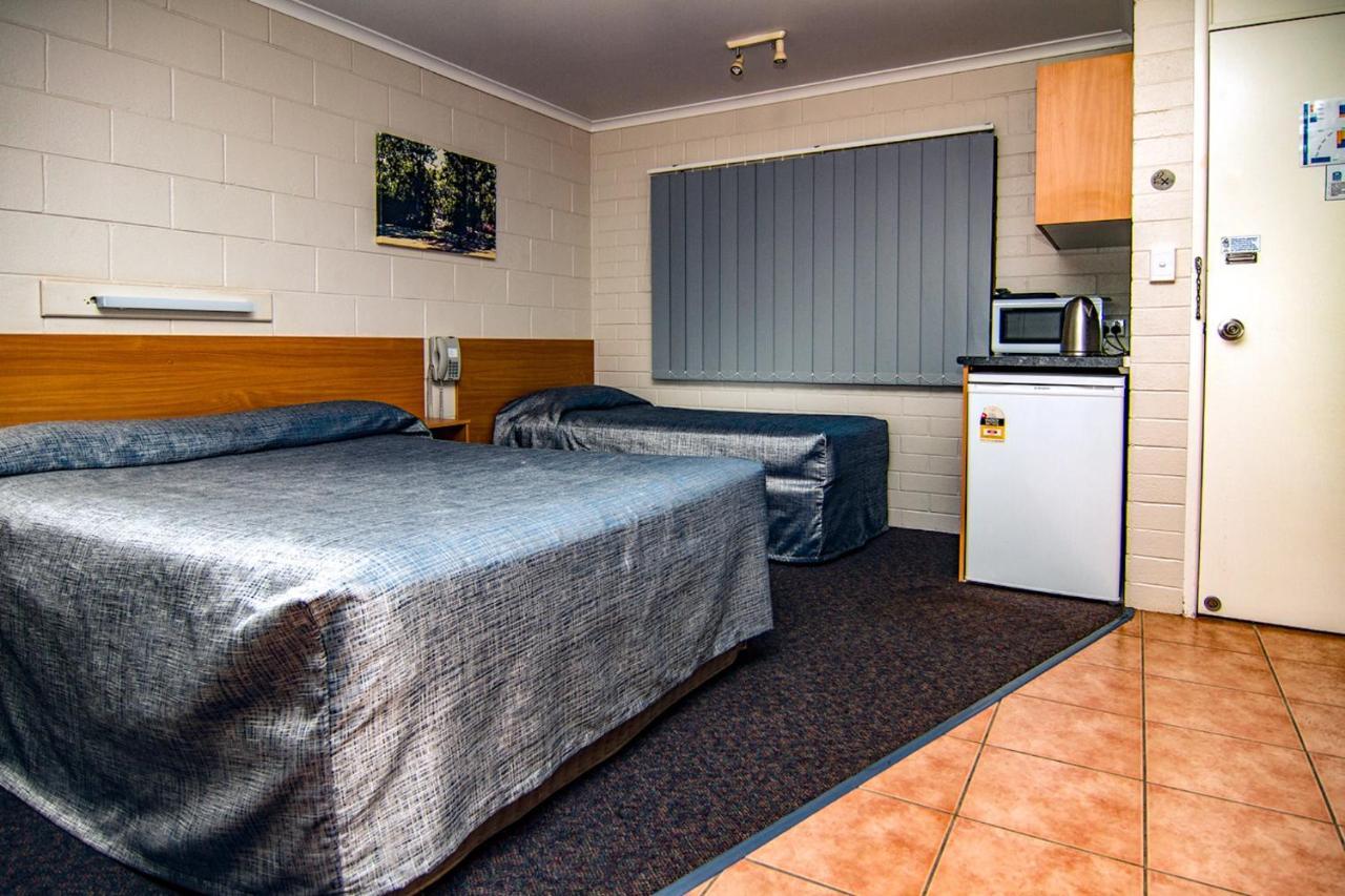 Mundubbera Billabong Motor Inn Екстериор снимка