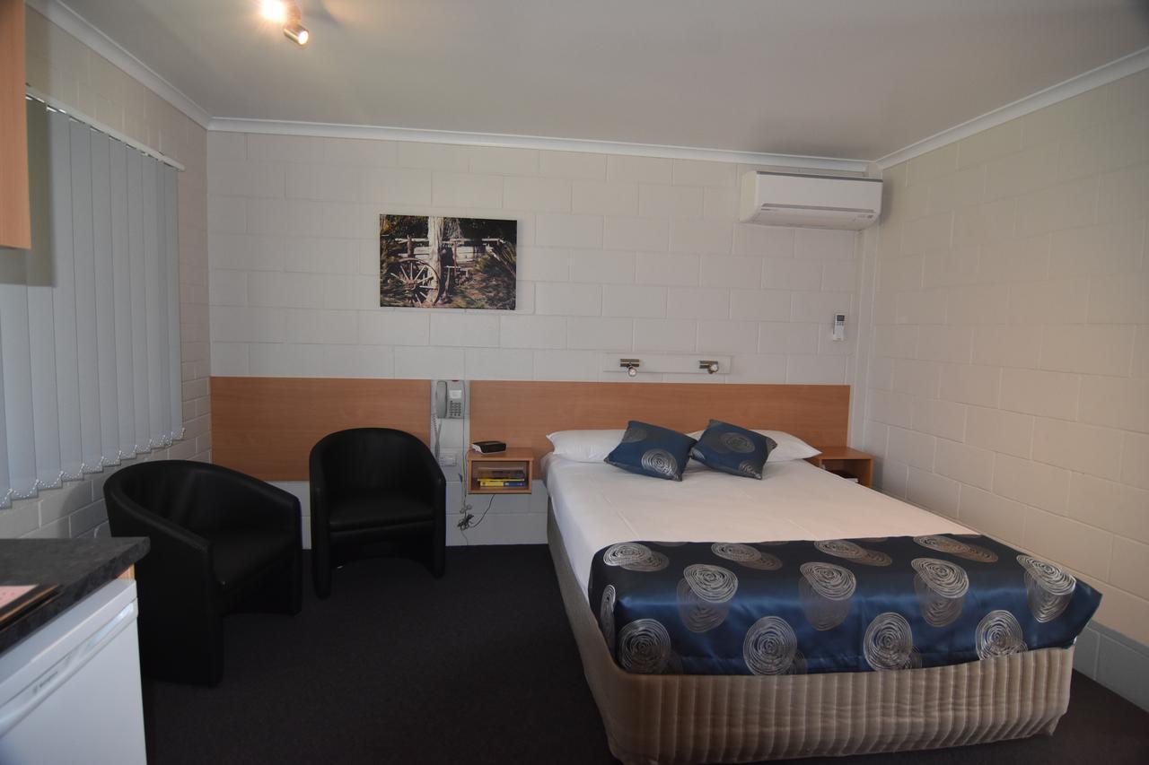 Mundubbera Billabong Motor Inn Екстериор снимка